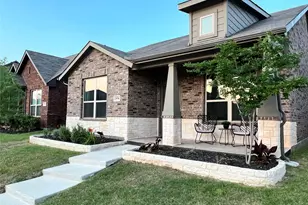 1916 Emilia Dr, Celina, TX 75009 - Photo 2