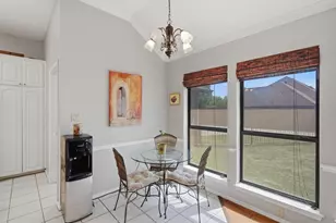 3802 Buena Vista Cir, Granbury, TX 76049 - Photo 14