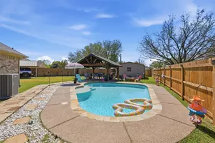 3802 Buena Vista Cir, Granbury, TX 76049 - Photo 34