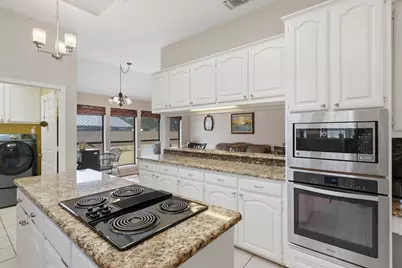 3802 Buena Vista Circle, Granbury, TX 76049 - Photo 14