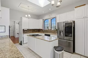 3802 Buena Vista Cir, Granbury, TX 76049 - Photo 12