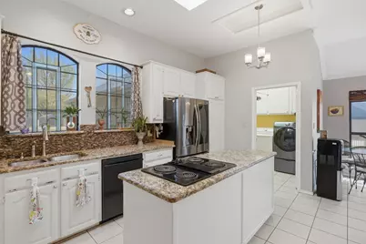 3802 Buena Vista Circle, Granbury, TX 76049 - Photo 12