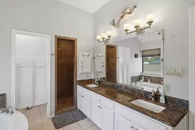 3802 Buena Vista Circle, Granbury, TX 76049 - Photo 22