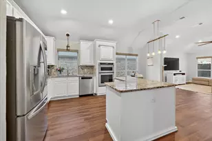 2728 Dunbar Dr, McKinney, TX 75072 - Photo 8