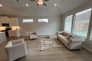 1431 Golden Mdw Dr, Van Alstyne, TX 75495 - Photo 2