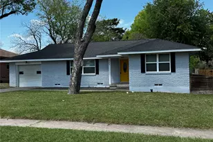 923 Green Castle Dr, Dallas, TX 75232 - Photo 1