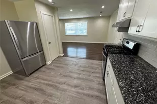 923 Green Castle Dr, Dallas, TX 75232 - Photo 6