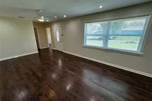 923 Green Castle Dr, Dallas, TX 75232 - Photo 8