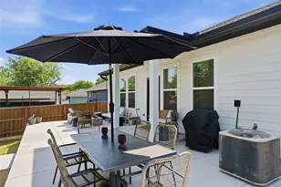 1730 Vilbig Rd, Dallas, TX 75208 - Photo 18