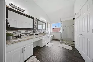 2108 Montclair Ln, Lewisville, TX 75067 - Photo 12