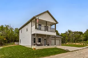 2100 Cactus Alley, Granbury, TX 76048 - Photo 2