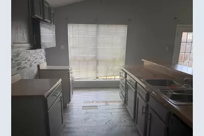 9551 Gonzales Drive, Dallas, TX 75227 - Photo 4