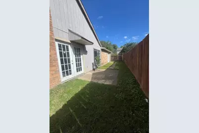 9551 Gonzales Drive, Dallas, TX 75227 - Photo 16