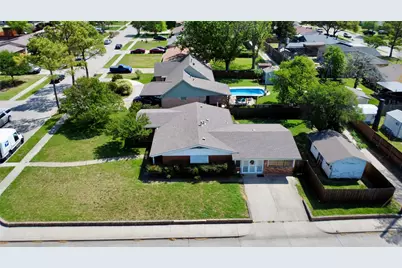 1800 Highland Drive, Carrollton, TX 75006 - Photo 4