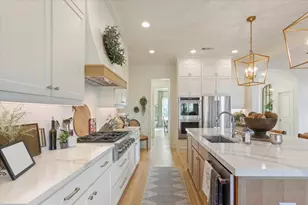 14007 RW Ct, Woodway, TX 76712 - Photo 10