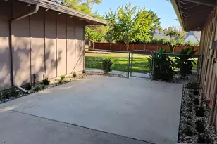 1801 Tyler St, Colleyville, TX 76034 - Photo 8