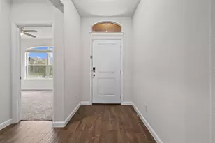 9101 Fescue Dr, Fort Worth, TX 76179 - Photo 4