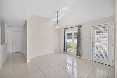 7016 Snowivy Court, Arlington, TX 76001 - Photo 6