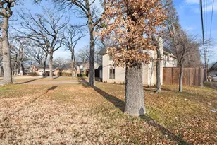 701 Rocky Canyon Rd, Arlington, TX 76012 - Photo 1