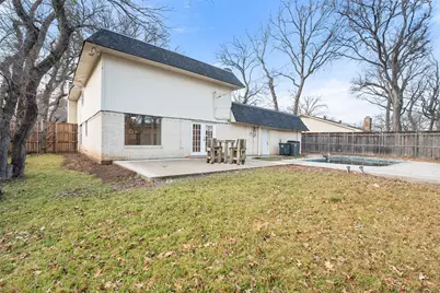 701 Rocky Canyon Road, Arlington, TX 76012 - Photo 6