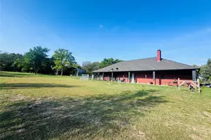 1015 Co Rd 134, Stephenville, TX 76401 - Photo 16