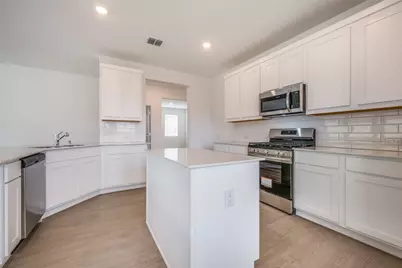 439 Ridge Drive, Justin, TX 76247 - Photo 4