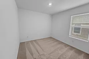 2521 Bunkerton Dr, Fort Worth, TX 76179 - Photo 16