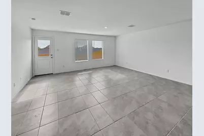 2521 Bunkerton Drive, Fort Worth, TX 76179 - Photo 6