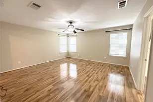 809 Essex Dr, McKinney, TX 75071 - Photo 12