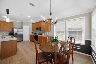 1006 Diane St, Aubrey, TX 76227 - Photo 4