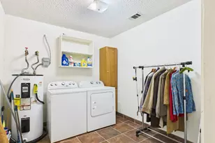 713 Barton Ave, Glenn Heights, TX 75154 - Photo 14