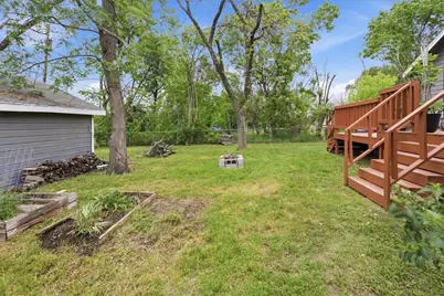 909 N 34th Street, Waco, TX 76710 - Photo 10