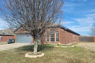 306 Charleston Dr, Anna, TX 75409 - Photo 2