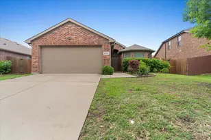 2035 Karsen Ln, Heartland, TX 75126 - Photo 1