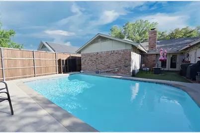 2307 Statler Drive, Carrollton, TX 75007 - Photo 4