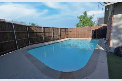 2307 Statler Drive, Carrollton, TX 75007 - Photo 6