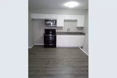 2211 N Elm Street #5, Denton, TX 76201 - Photo 2