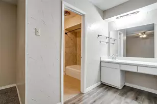 13305 Southview Ln, Dallas, TX 75240 - Photo 14