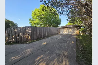 521 Newcastle Drive, DeSoto, TX 75115 - Photo 20