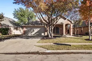6136 Lochmoor Dr, Fort Worth, TX 76179 - Photo 1