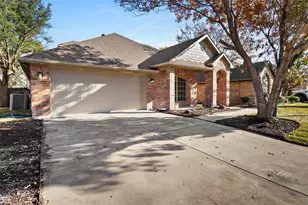 6136 Lochmoor Dr, Fort Worth, TX 76179 - Photo 1