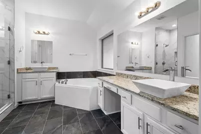 6136 Lochmoor Drive, Fort Worth, TX 76179 - Photo 10