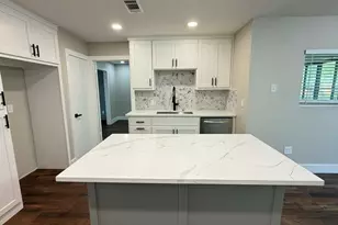 429 Stroud Ln, Garland, TX 75043 - Photo 10