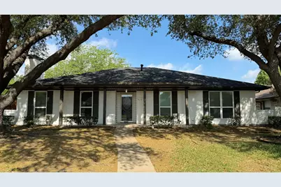 429 Stroud Lane, Garland, TX 75043 - Photo 2