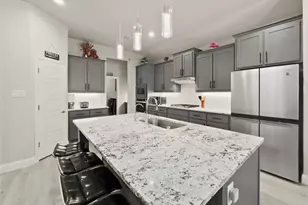 3722 Autumncrest St, Grand Prairie, TX 76065 - Photo 12