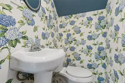 9605 Robin Song, Dallas, TX 75243 - Photo 22