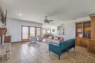 11744 Foutch Rd, Pilot Point, TX 76258 - Photo 10