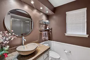 10128 Cimmaron Trail, Dallas, TX 75243 - Photo 12