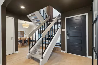 2604 Fallcreek Drive, Carrollton, TX 75006 - Photo 4