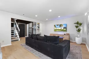 2604 Fallcreek Dr, Carrollton, TX 75006 - Photo 12